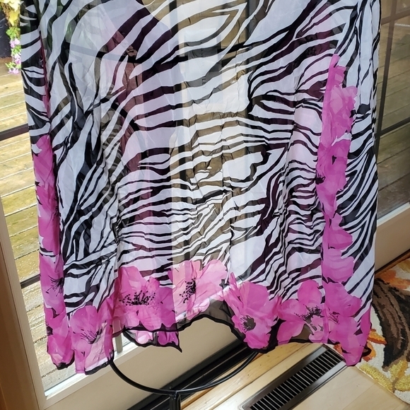 Laura Ashley 100% Silk Floral Fantasy Sz. L Jacket - Picture 8 of 8